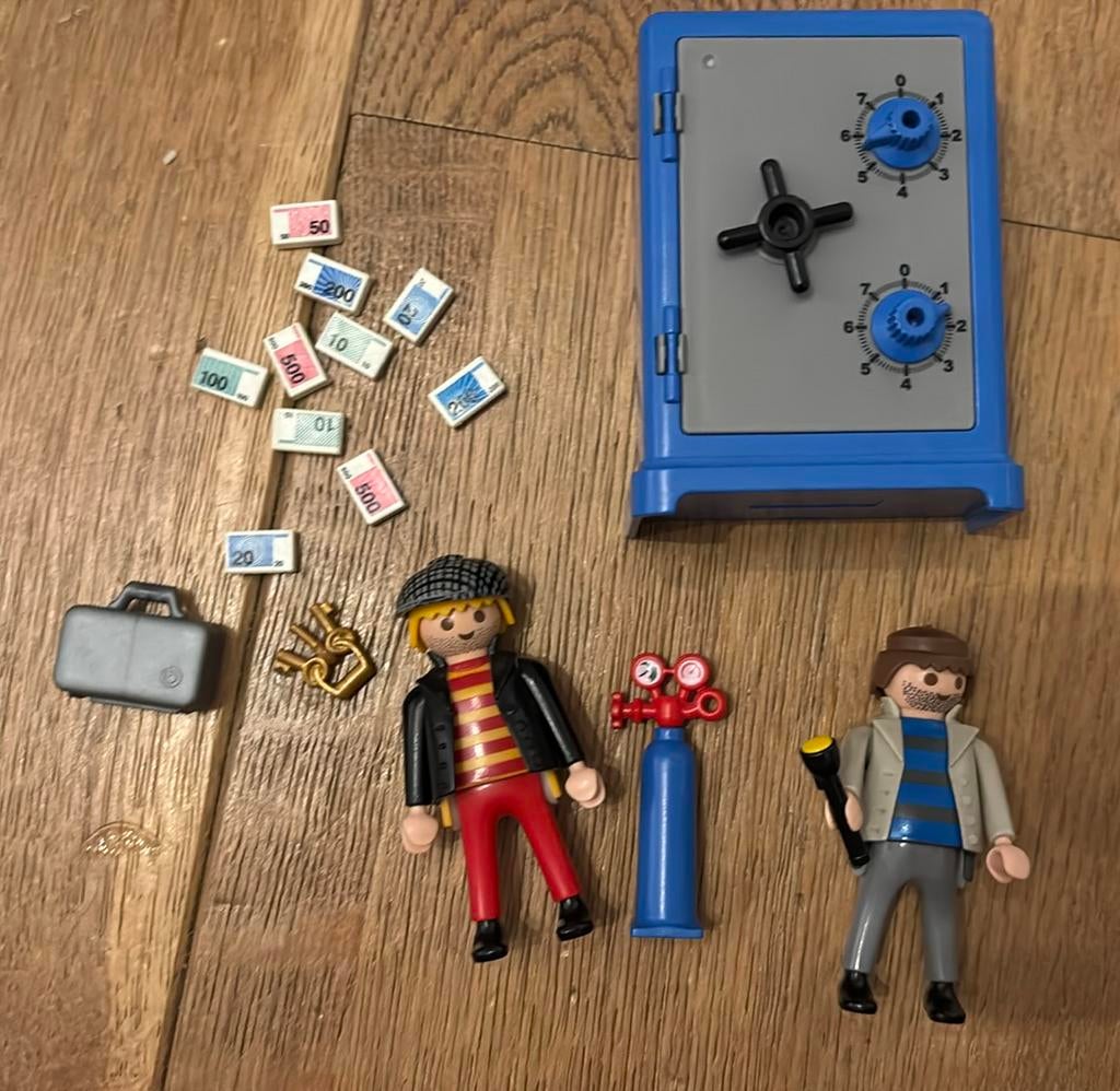 Playmobil set 7446 – met accessoires & werkend slot, Kinderen en Baby's, Speelgoed | Playmobil, Ophalen of Verzenden, Zo goed als nieuw