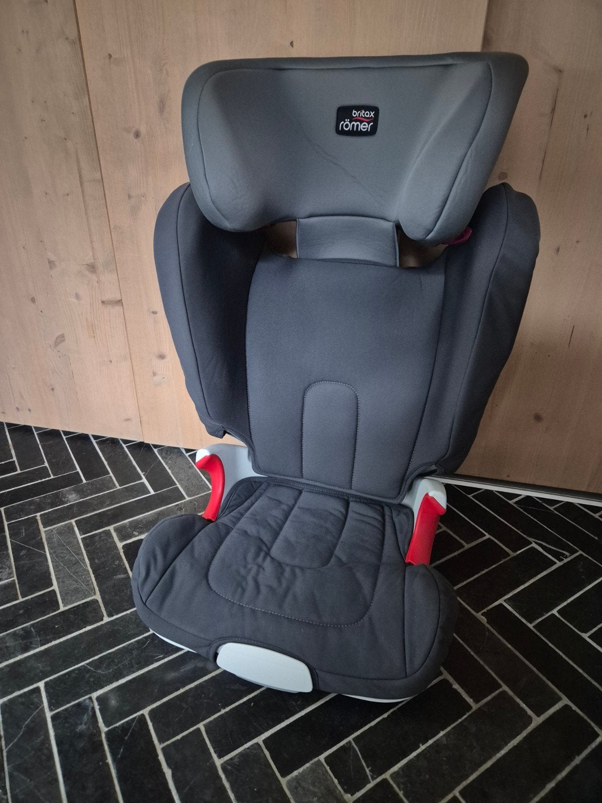 Römer KIDFIX XP Cosmos black autostoel 15-36 kg, Ophalen, Romer, Verstelbare rugleuning, Gebruikt