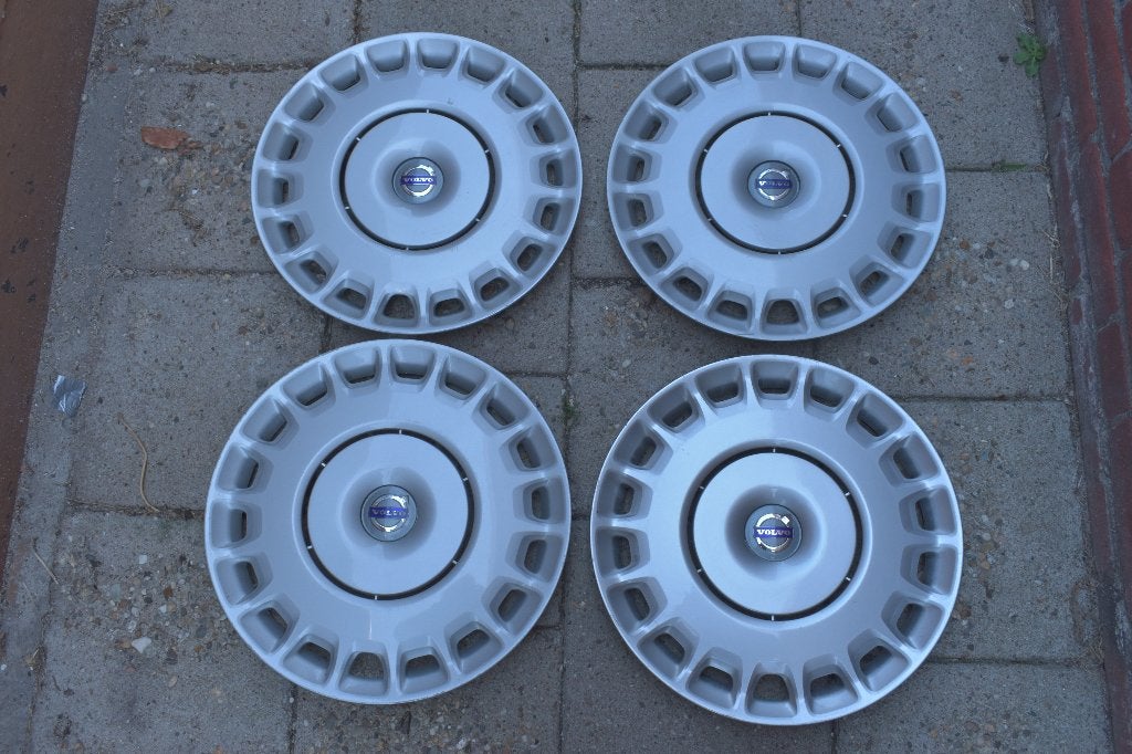 Set van 4 originele wieldoppen Volvo V50 15 inch, Ophalen of Verzenden, Gebruikt