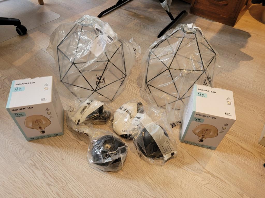 Set van 2 Brunsta hanglampen nieuw!, Ophalen of Verzenden, Nieuw, Minder dan 50 cm