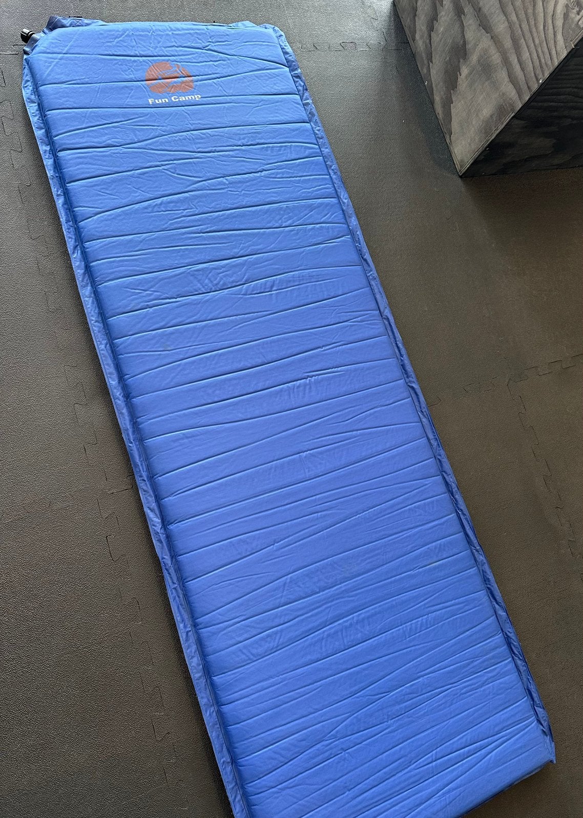 FunCamp self inflatable matras 60x185 cm, Ophalen of Verzenden, Zo goed als nieuw, 1-persoons