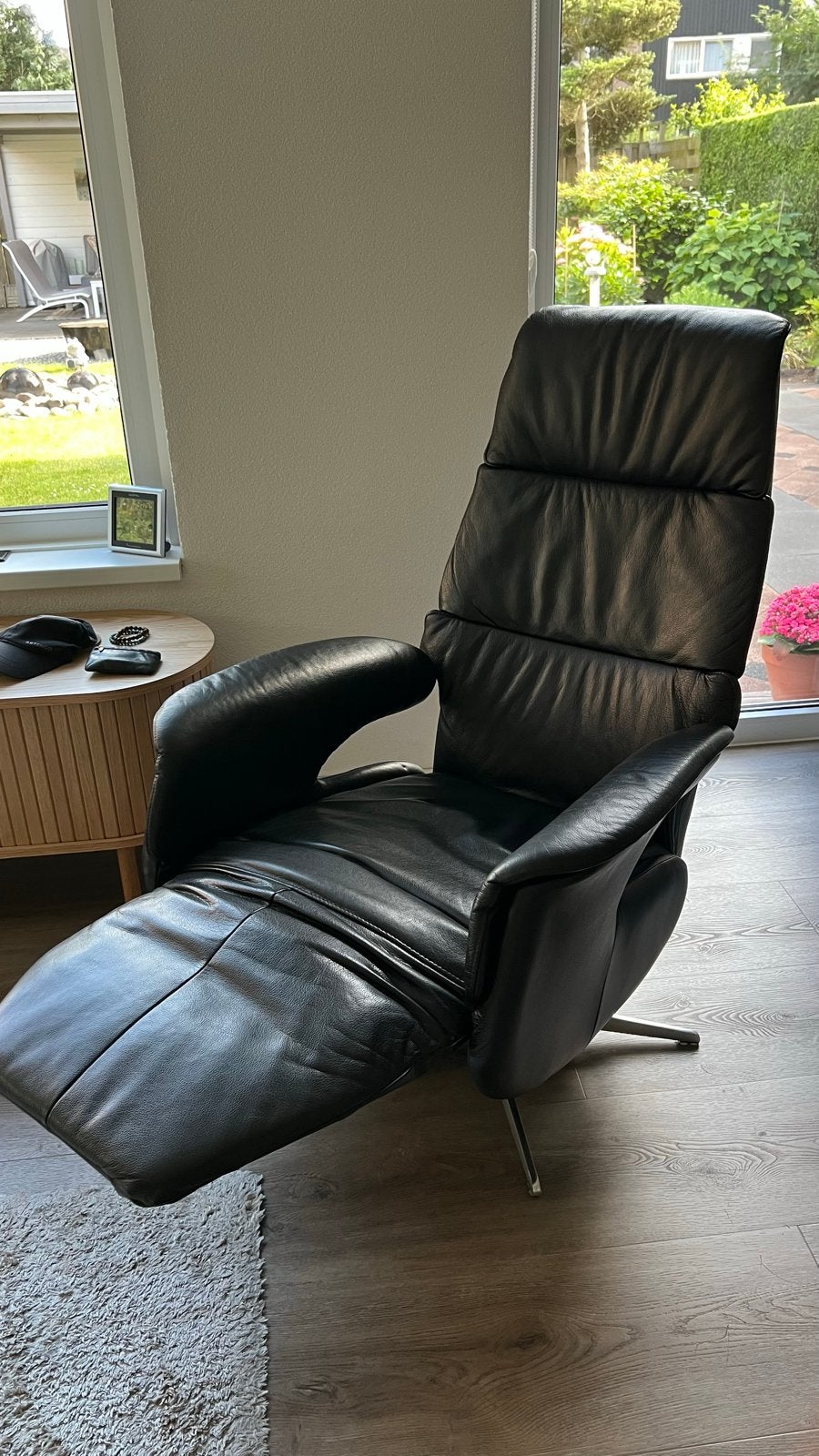 Welnova Relaxfauteuil Zwart Leer, Ophalen, 100 tot 125 cm, Leer, Zo goed als nieuw