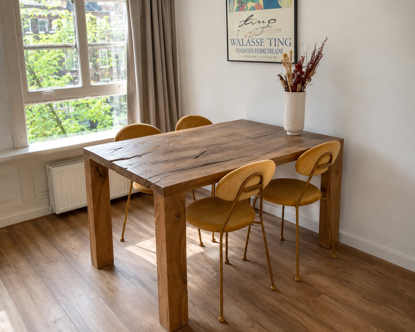 Robuuste houten eettafel met 4 designer stoelen, Huis en Inrichting, Tafels | Eettafels, Gebruikt, 100 tot 150 cm, Vier personen
