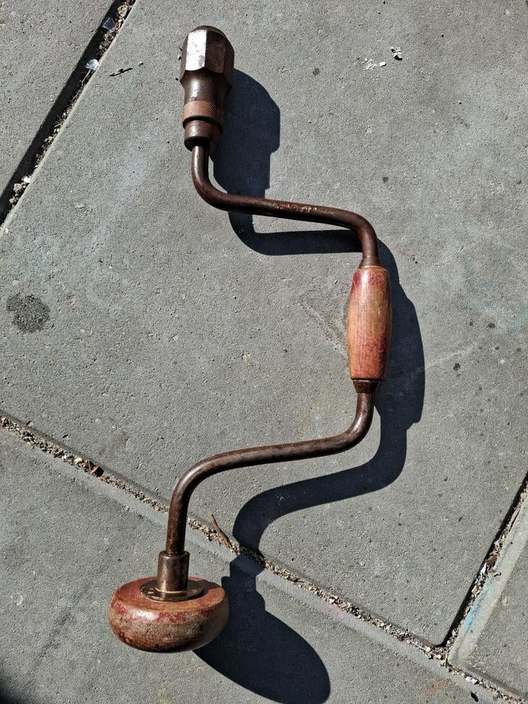 Antieke handboor met houten handvat, Ophalen of Verzenden, Gebruikt