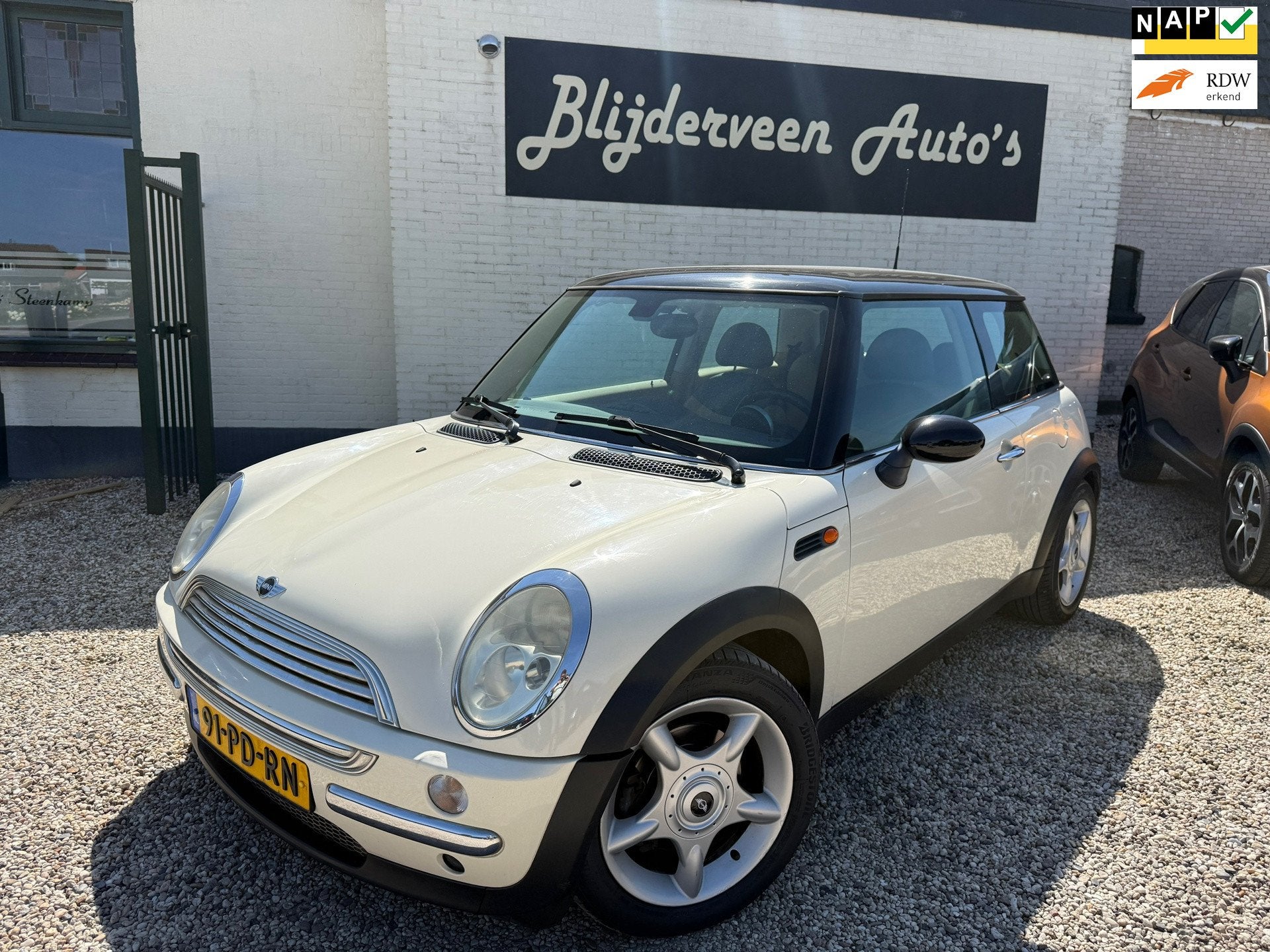 Mini 3-Deurs 1.6 Cooper Chili Automaat | LM | Leer | Cruise, Auto's, Mini, Gebruikt, 4 cilinders, 4 stoelen, 116 pk