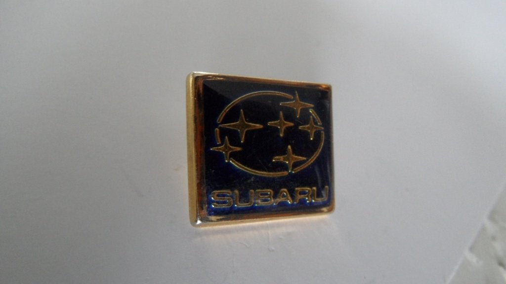 Subaru oldtimerauto speld, Verzenden, Gebruikt, Merk, Speldje of Pin