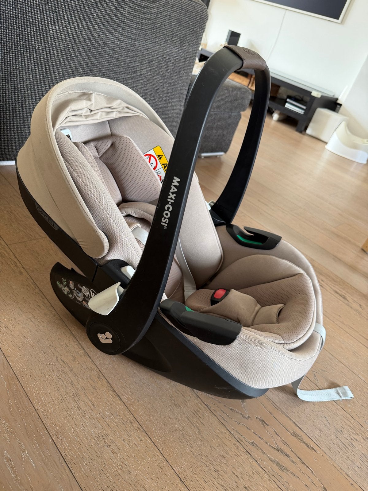 Maxi-Cosi Pebble 360 Pro 2 autostoel met Joolz adapters, Ophalen, Autogordel, Zo goed als nieuw, 0 t/m 13 kg