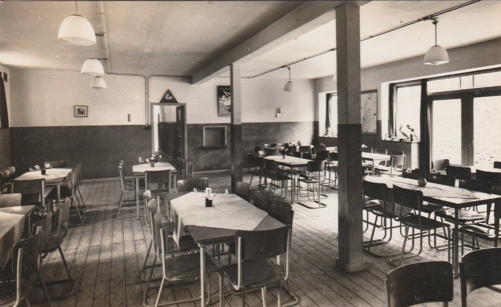 schoorl- interieur teun de jager, Ophalen of Verzenden, 1940 tot 1960, Noord-Holland
