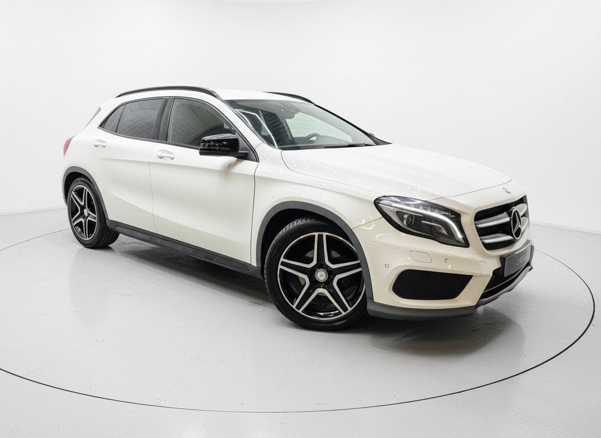 Mercedes-Benz GLA-klasse 200 AMG NIGHT PDC LEER NAVI NAP, Voorwielaandrijving, Gebruikt, Wit, Bedrijf