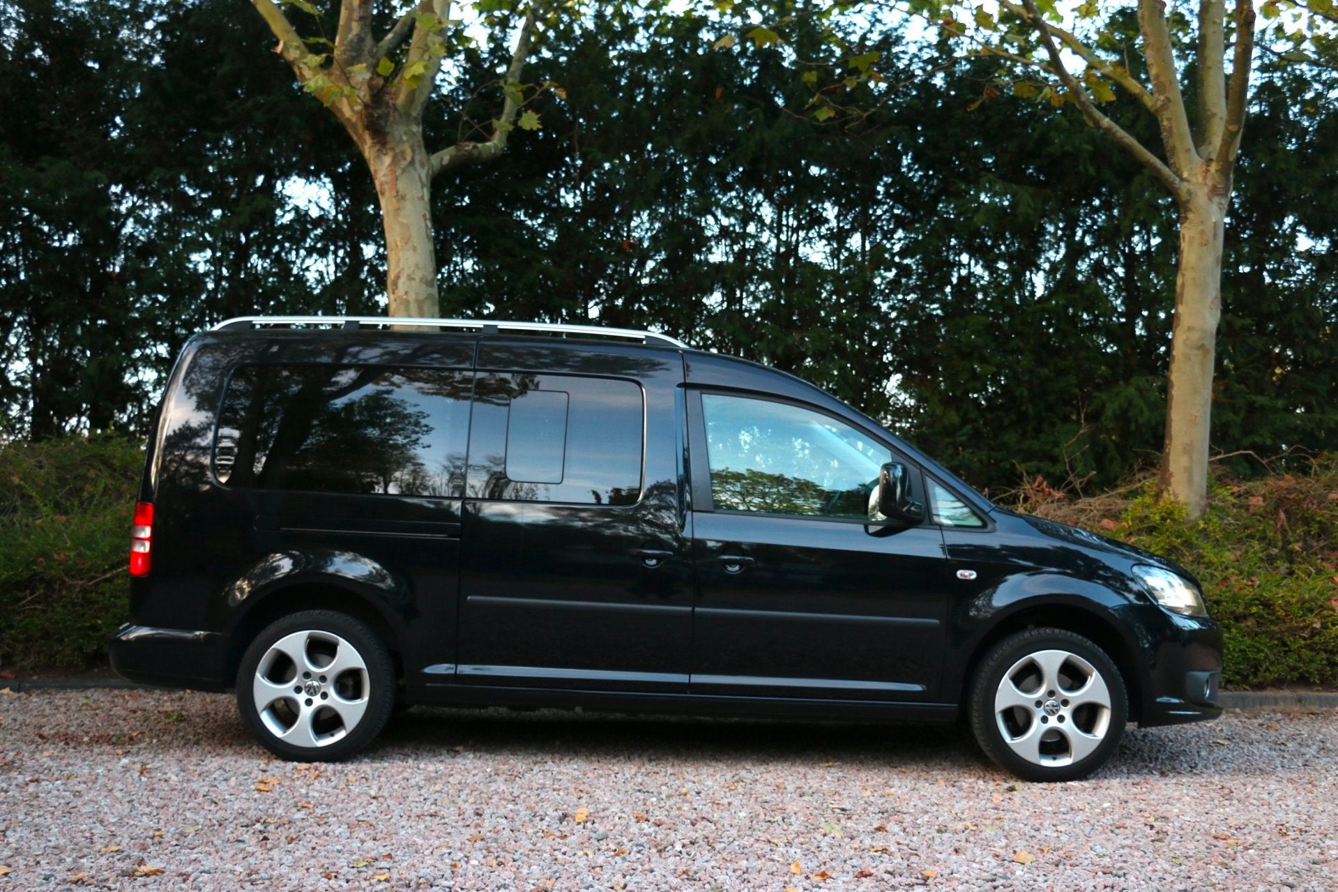 Volkswagen Caddy 1.6 TDI Maxi Aut DSG Marge Dubbele Cabine g, Gebruikt, Zwart, 102 pk, Bedrijf