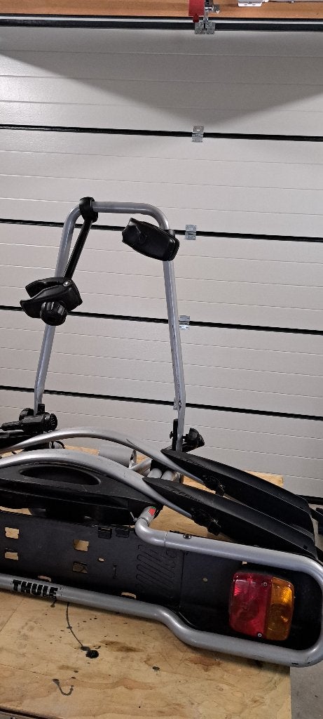 Fietsdrager Thule, Auto diversen, Ophalen, 2 fietsen, Gebruikt, Trekhaakdrager