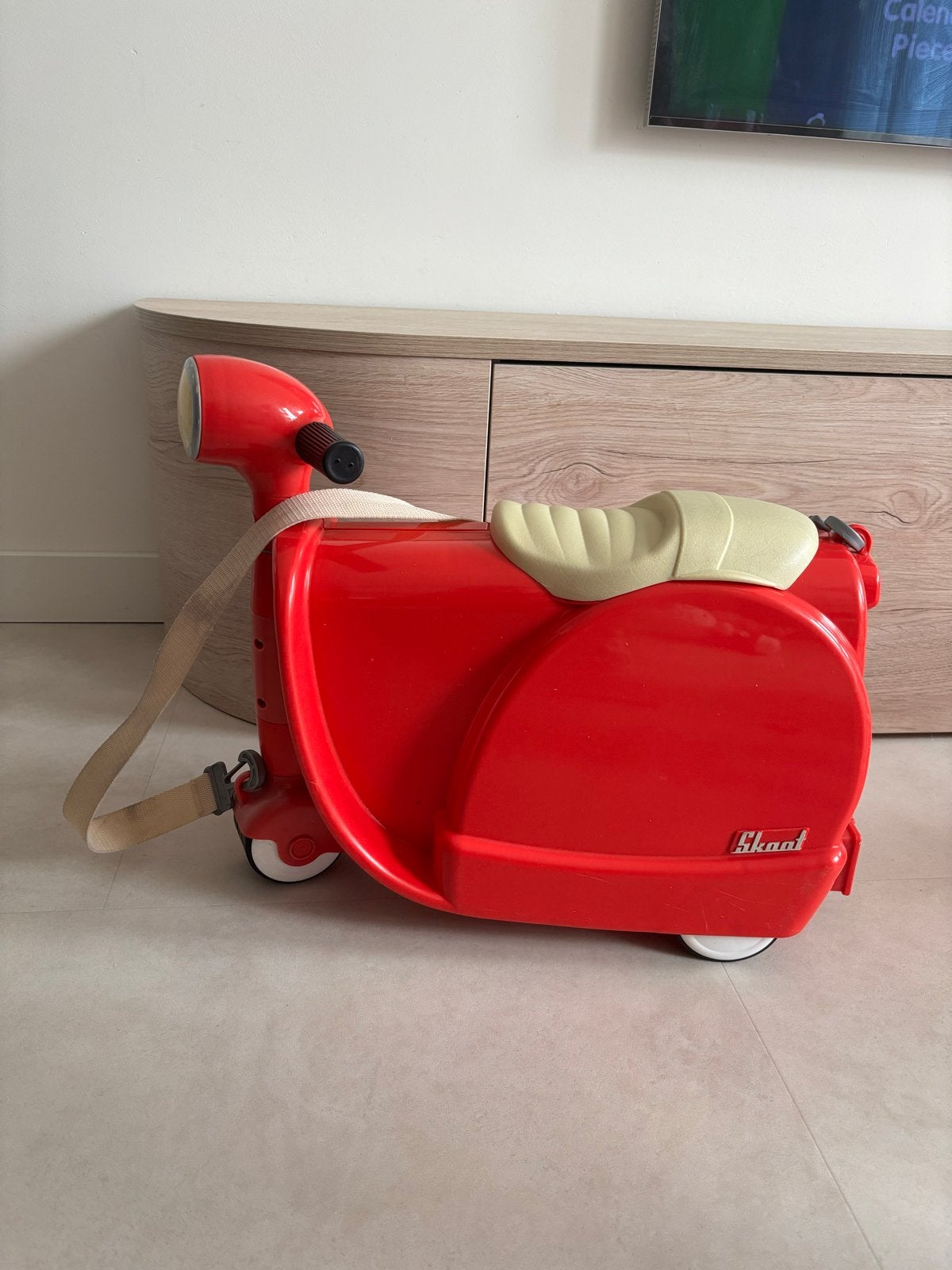 Kinderkoffer rij koffer scooter, Gebruikt, Hard kunststof, Minder dan 50 cm, Ophalen of Verzenden