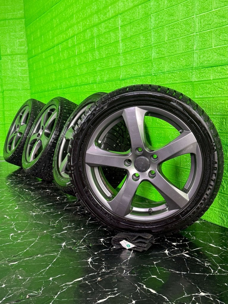Toyota Auris Avensis Prius Mazda 6 velgen 17" 5x114.3 10mm, Auto-onderdelen, Banden en Velgen, Niet ingevuld, Banden en Velgen