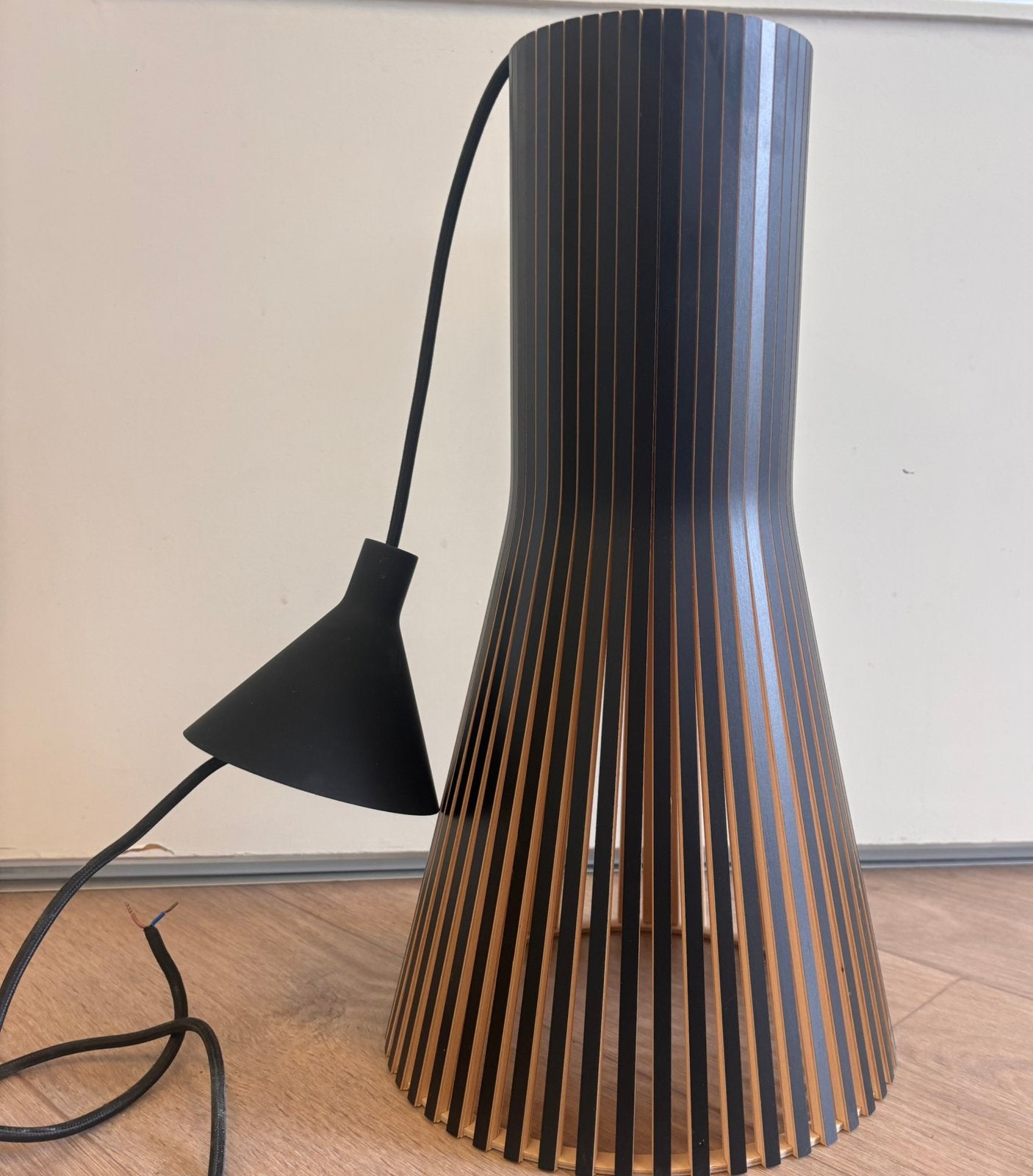Secto 4201 lamp, Huis en Inrichting, Lampen | Hanglampen, Ophalen, Zo goed als nieuw, Minder dan 50 cm
