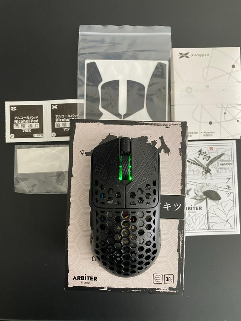 Arbiter akitsu ultralight wireless mouse + jade skates, Rechtshandig, Muis, Gaming muis, Ophalen of Verzenden