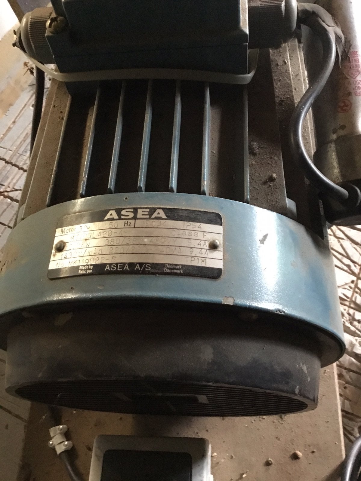 Elektromotor 220 volt, Doe-het-zelf en Verbouw, Motoren, Ophalen, Gebruikt, Elektromotor, 1400 tot 1800 rpm