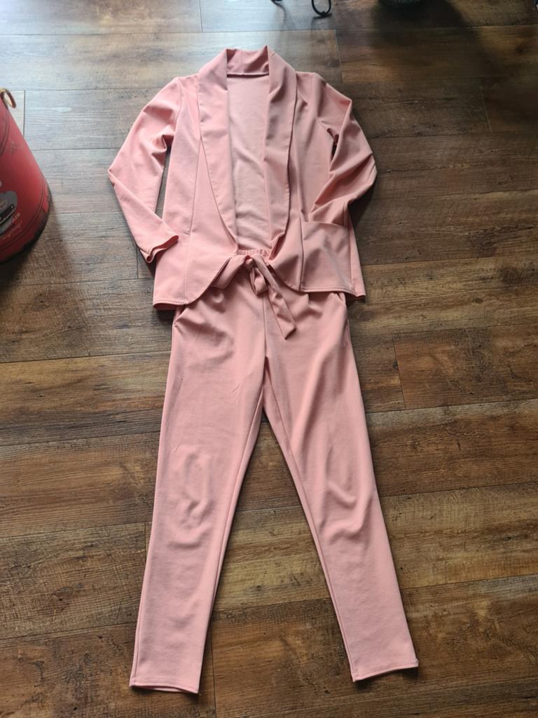 Leuk zalm roze pak mt S, Kleding | Dames, Jasjes, Kostuums en Pakken, Kostuum of Pak, Ophalen of Verzenden, Roze, Maat 36 (S)