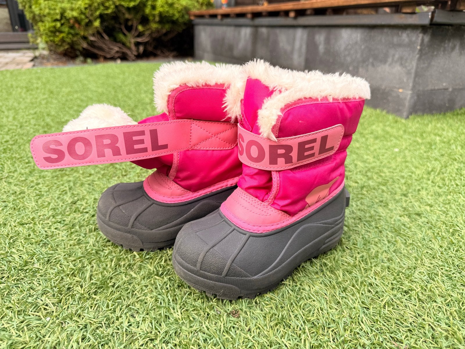 Sorel winterlaarzen maat 27 - Roze meisjeslaarzen, Ophalen of Verzenden, Gebruikt, Meisje, Laarzen