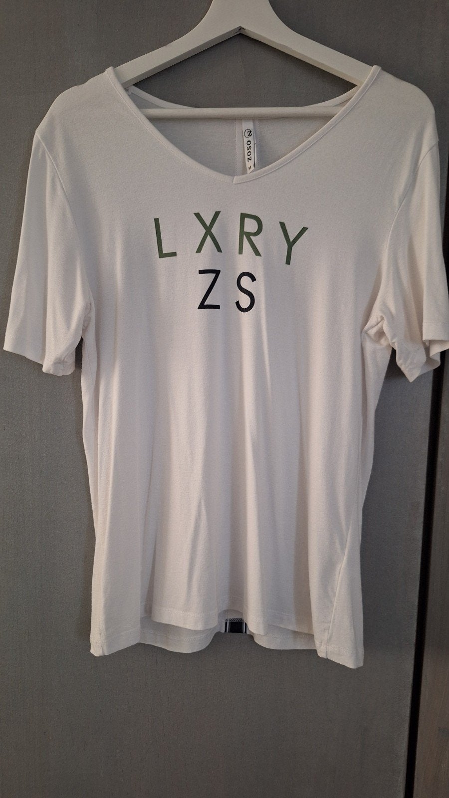 Leuk shirt van Zoso., Maat 38/40 (M), Wit, Ophalen of Verzenden, Zo goed als nieuw