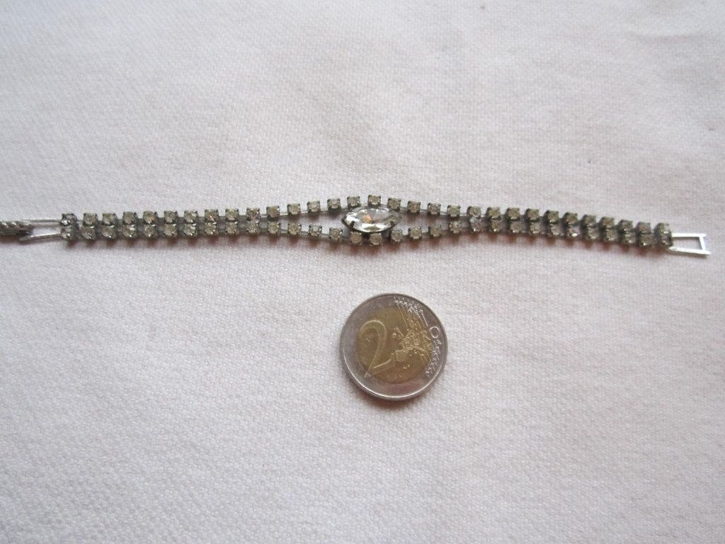 39.  Oude armband,  strass,  17 cm, Ophalen, Overige materialen, Armband