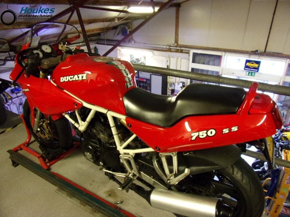 DUCATI 750 SSN (bj 1992), Motoren, DUCATI, 2 cilinders, Motorrijbewijs A, Bedrijf