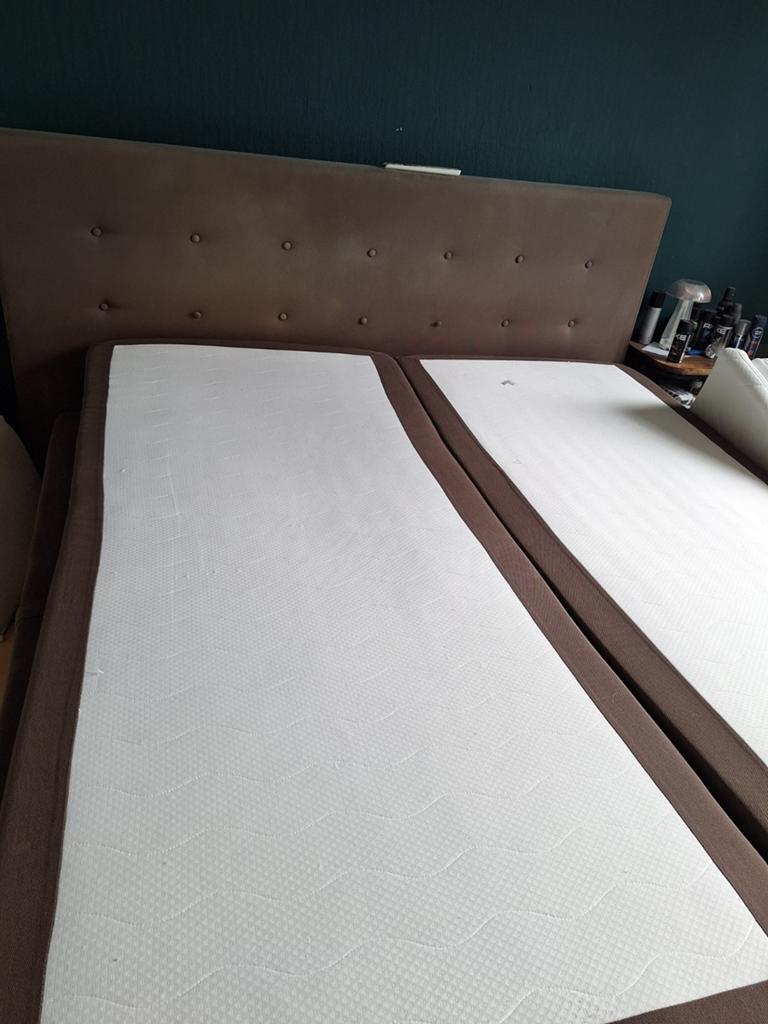 Elektrische boxspring 180x200 2-persoons met afstandsbedieni, Gebruikt, Bruin, Tweepersoons, Ophalen of Verzenden