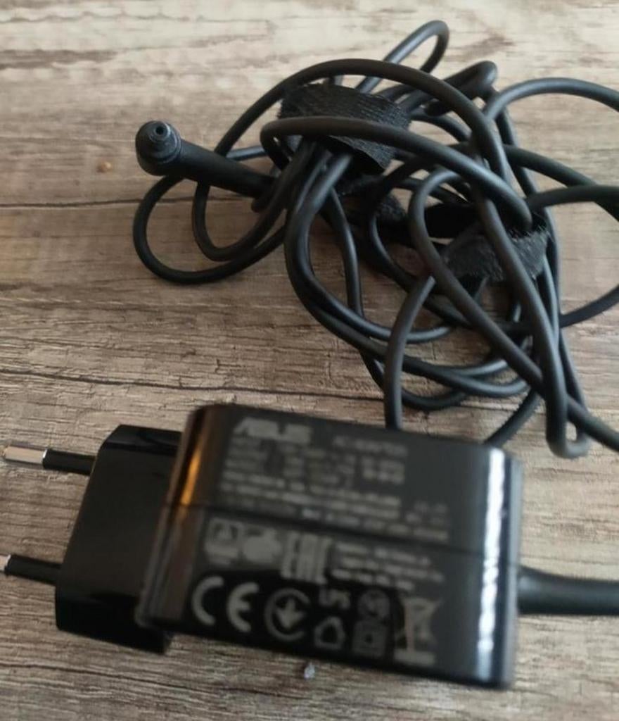Asus Laptop oplader/19V, Ophalen of Verzenden