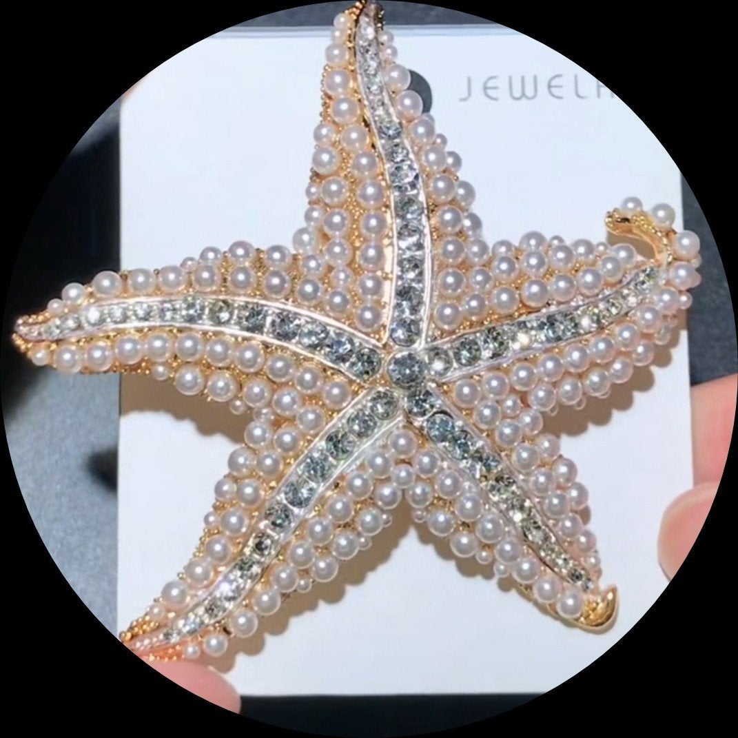 Nieuwe Broche Zeester met Parels en Kristallen, Sieraden, Tassen en Uiterlijk, Overige materialen, 4 tot 7 cm, Met kristal, Nieuw