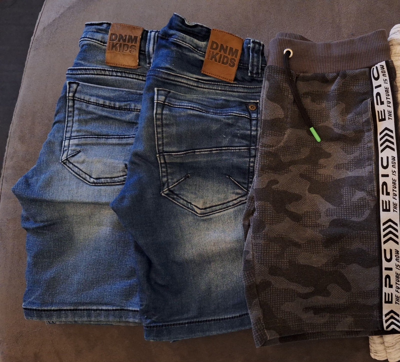 5 korte broeken maat 128, Ophalen of Verzenden, Gebruikt, DNM Kids, Epic, Jongen