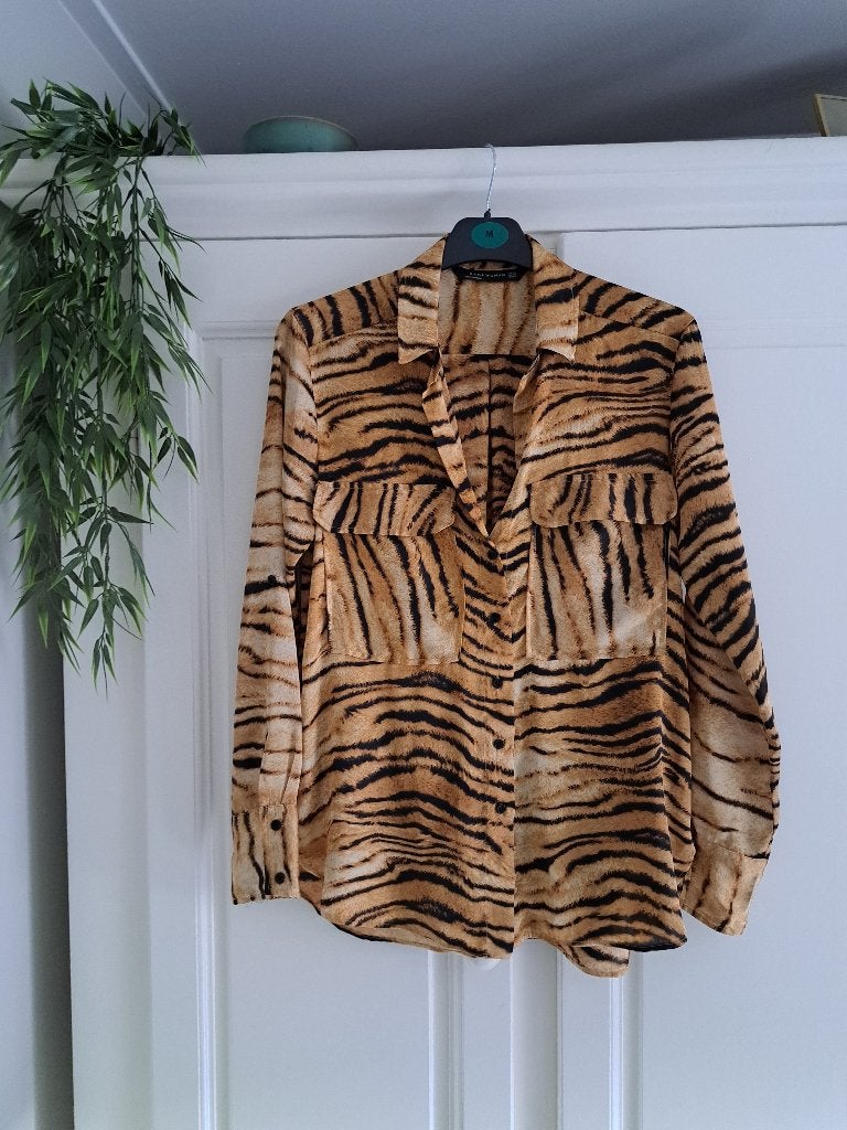 Zara blouse met trendy tijgerprint - Maat XS (past ook S), Meerkleurig, Zara, Ophalen of Verzenden, Zo goed als nieuw