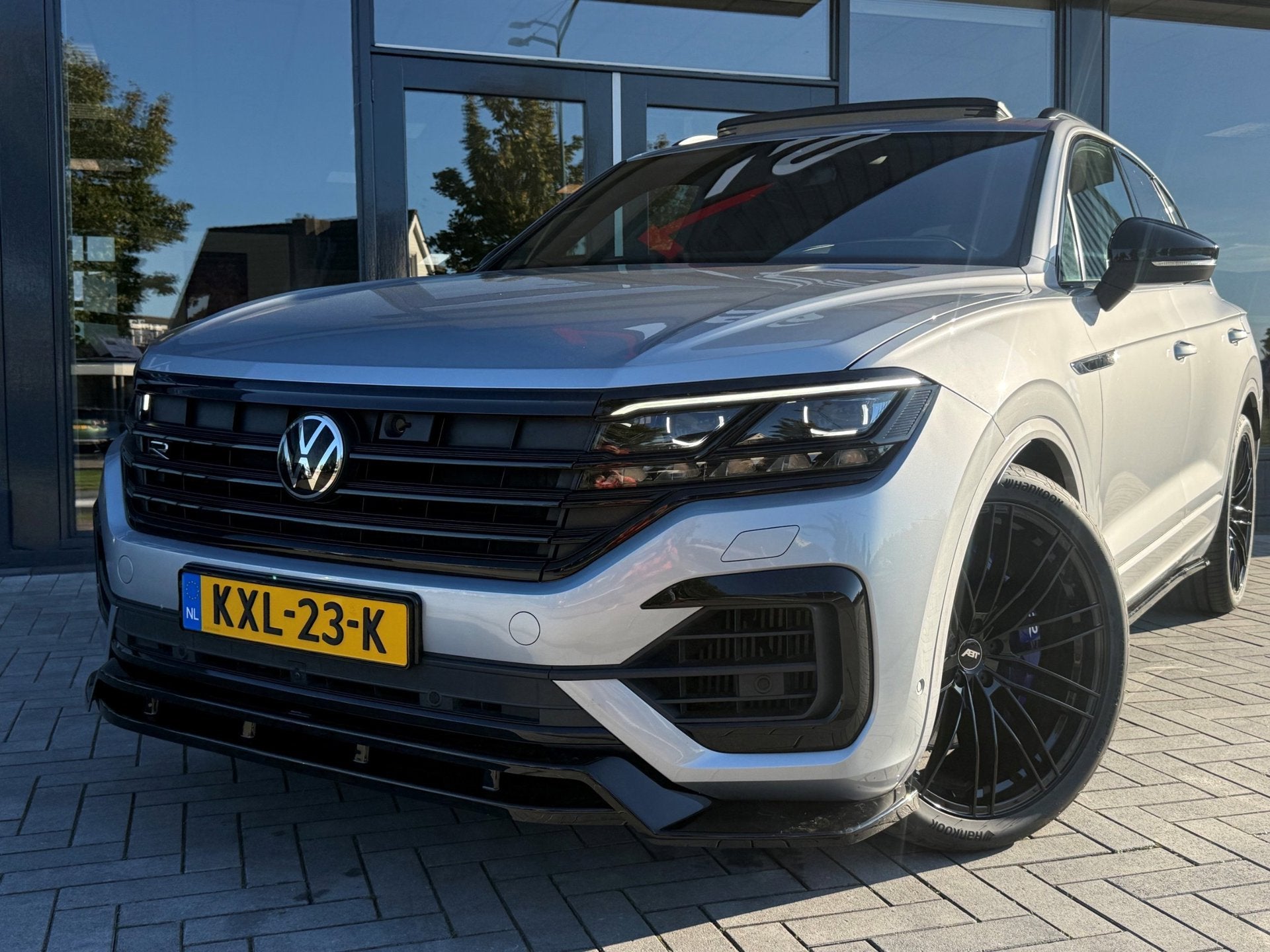 Volkswagen Touareg 3.0 TSi eHybrid 4MOTION R 462PK Maxton AB, Automaat, Dealer onderhouden, Gebruikt, 2995 cc