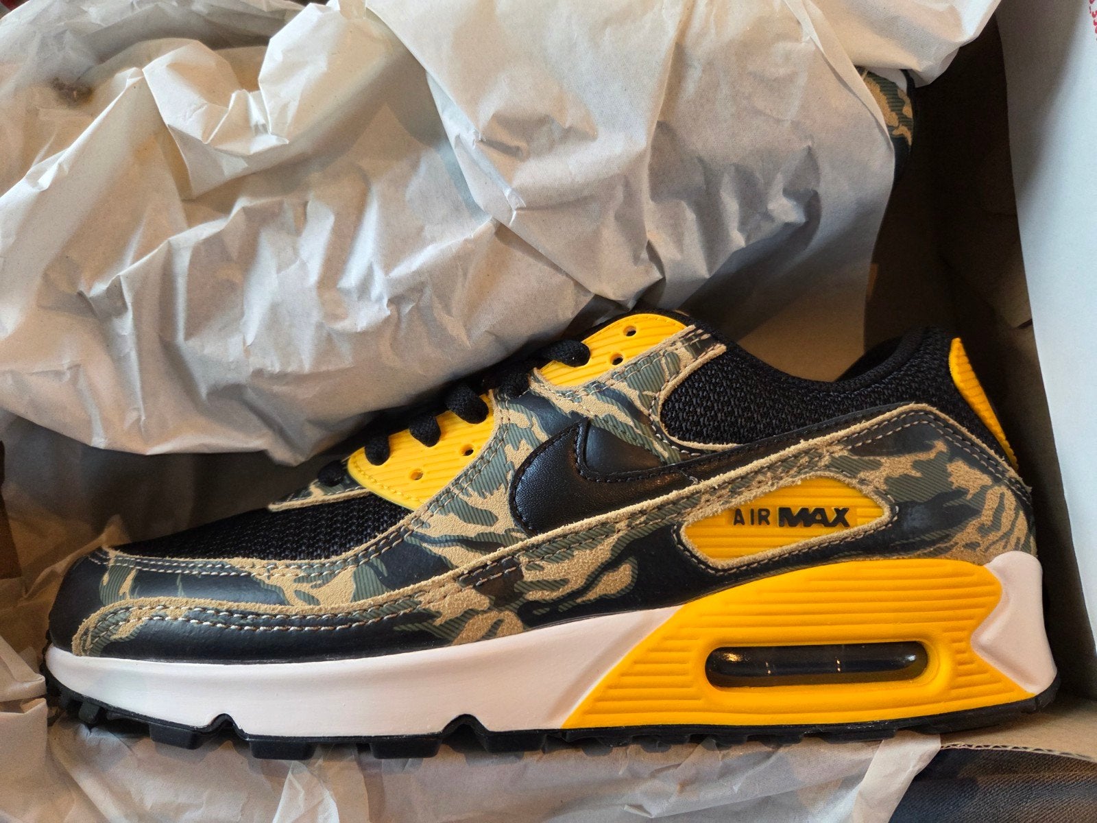 Nike Eu 43 Nike Air Max 90 Premium University Gold Camo, Ophalen of Verzenden, Nieuw, Overige kleuren