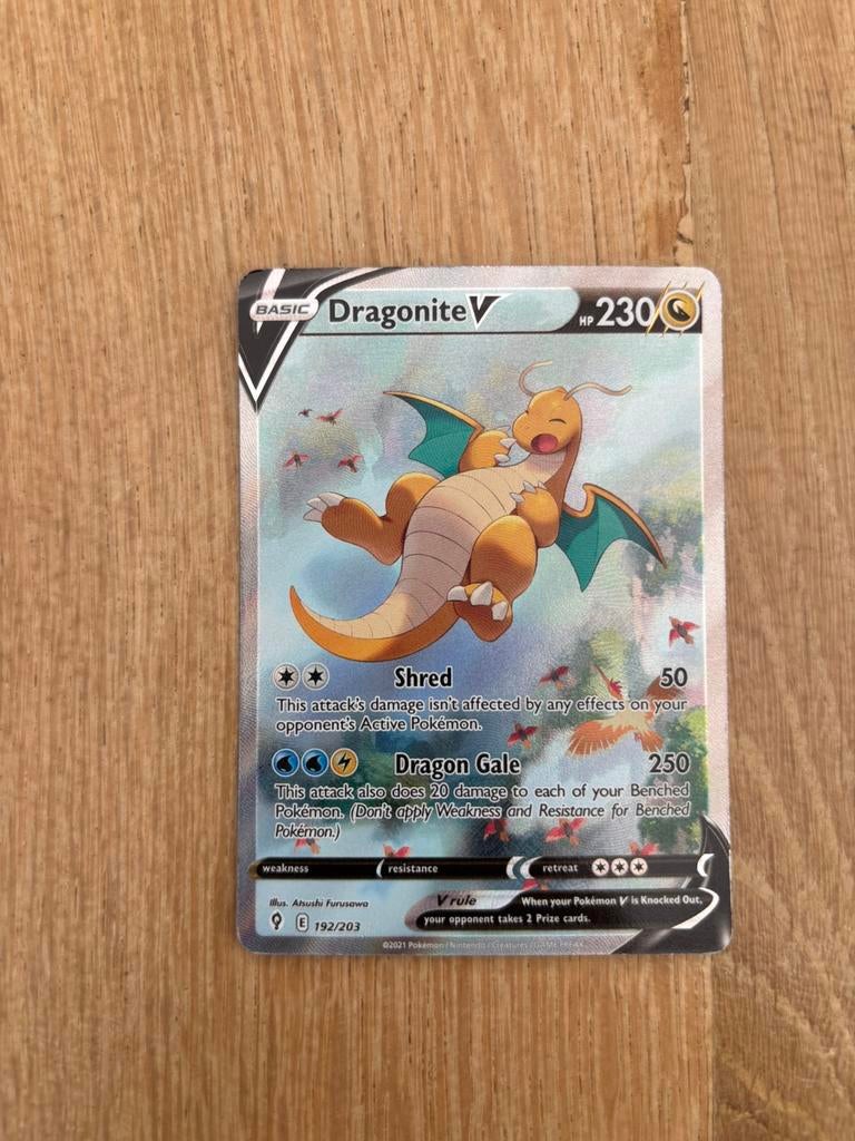 Pokémon Dragonite V Alt Art 192/203 – Evolving Skies, Ophalen of Verzenden, Zo goed als nieuw, Losse kaart