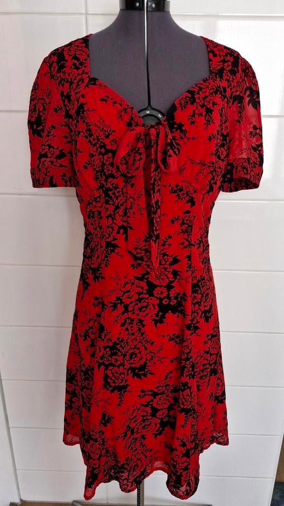 Voodoo Vixen rockabilly stijl jurk maat L, Kleding | Dames, Voodoo Vixen, Maat 42/44 (L), Ophalen of Verzenden, Zo goed als nieuw