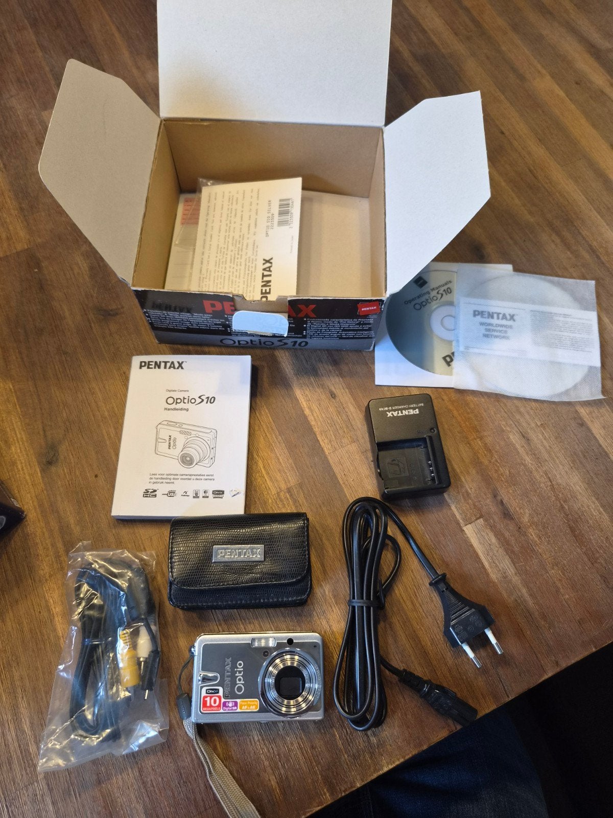 Pentax Optio S10 Compactcamera - Compleet met doos, Ingebouwde flitser, Gebruikt, Ophalen of Verzenden, 4 t/m 7 keer