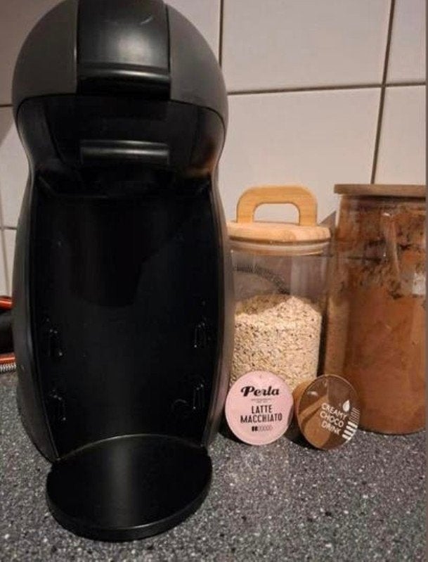 Merk koffiezetapparaat met cups, Koffiepads en cups, Gebruikt, Koffiemachine, Ophalen of Verzenden