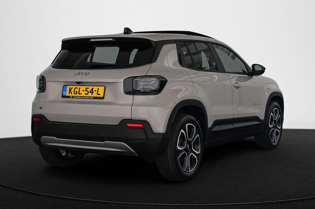 Jeep Avenger Summit 54 kWh / Panoramisch schuif/kanteldak /, 12 maanden, 334 min, 156 pk, Nieuw
