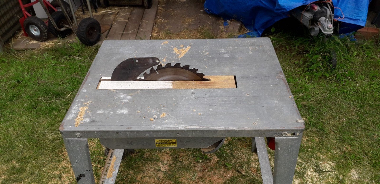 Zaagtafel 9,5 cm diep 45 gr  220v verplaatsbaar op wielen, Ophalen, Gebruikt, Cirkelzaag, 70 mm of meer