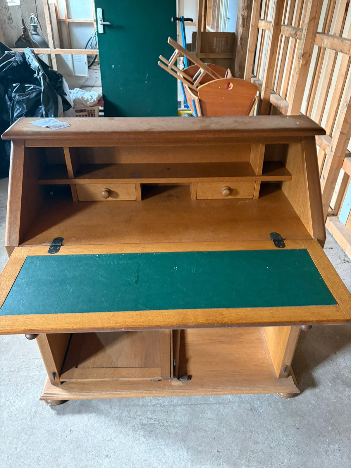 Vintage inklapbaar bureau met opbergruimte, Huis en Inrichting, Kasten | Secretaires, Ophalen, Gebruikt