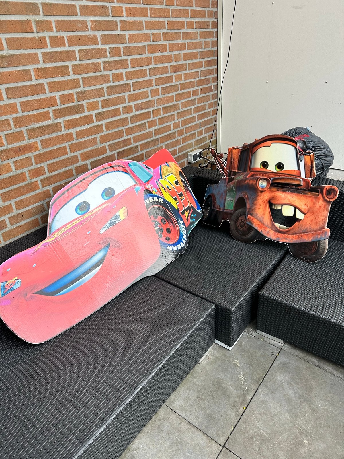 Cars Lightning McQueen en Takel kartonnen figuren cutout, Ophalen of Verzenden, Gebruikt
