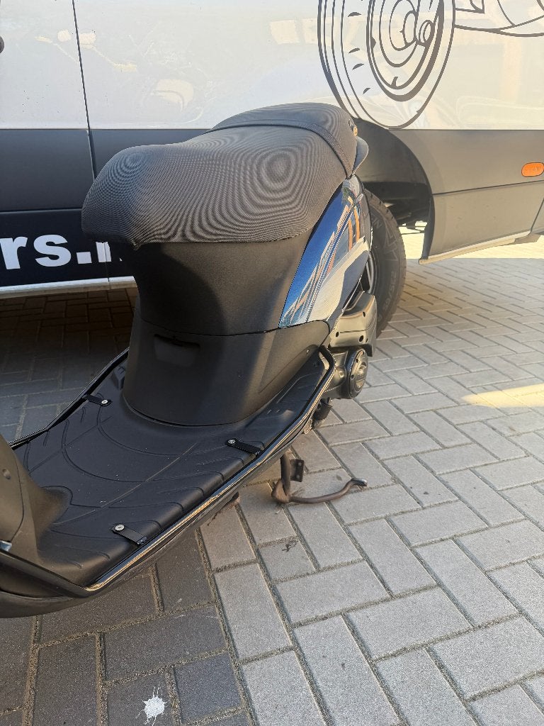 Piaggio zip 2019 E4 |  BROM TWEEDE eigenaar | met GARANTIE, Maximaal 45 km/u, Zip, Ophalen of Verzenden, Zo goed als nieuw