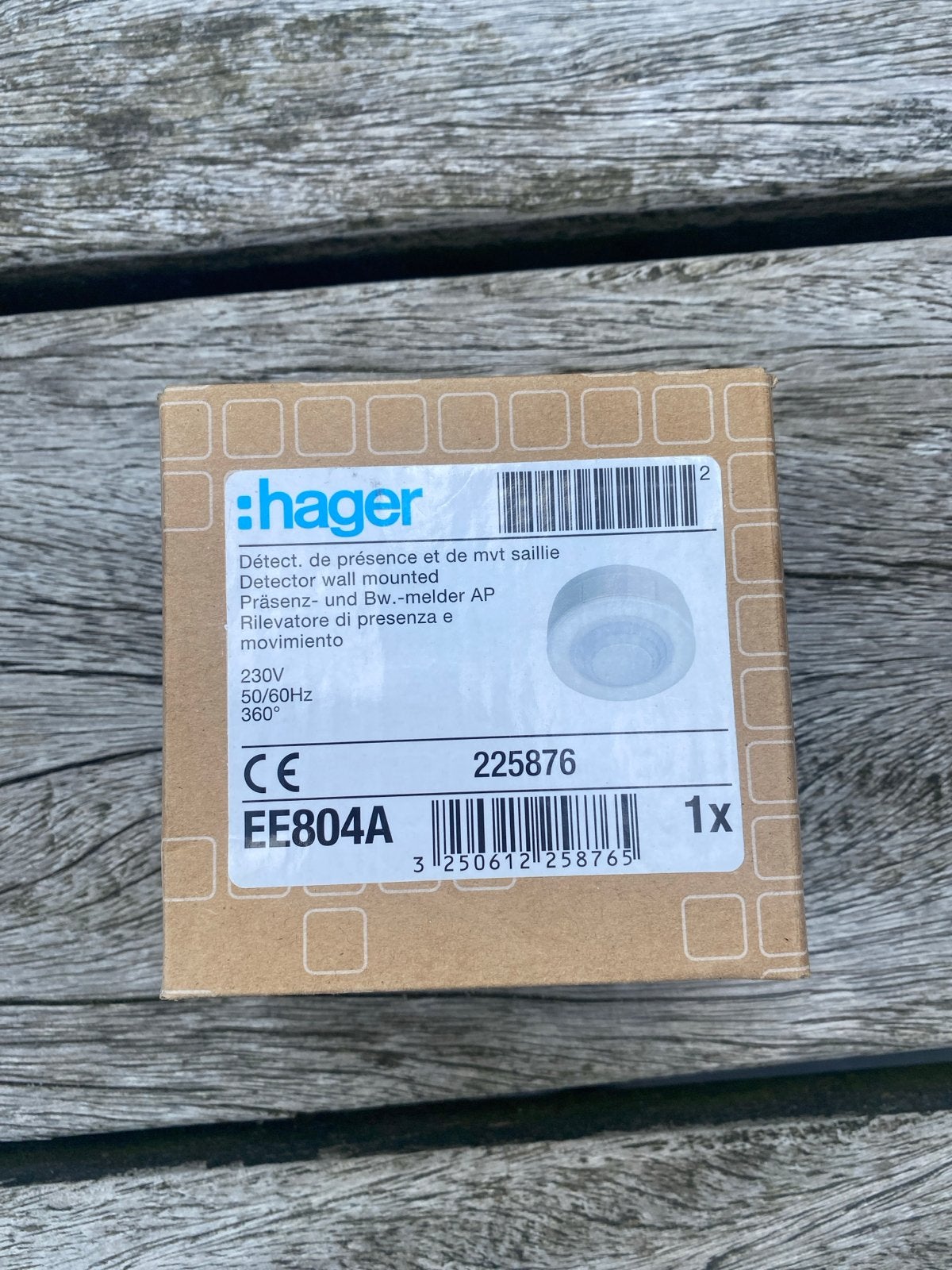 Hager EE804A Bewegingsmelder/Aanwezigheidsdetector, Ophalen of Verzenden, Nieuw, Hager, Overige typen