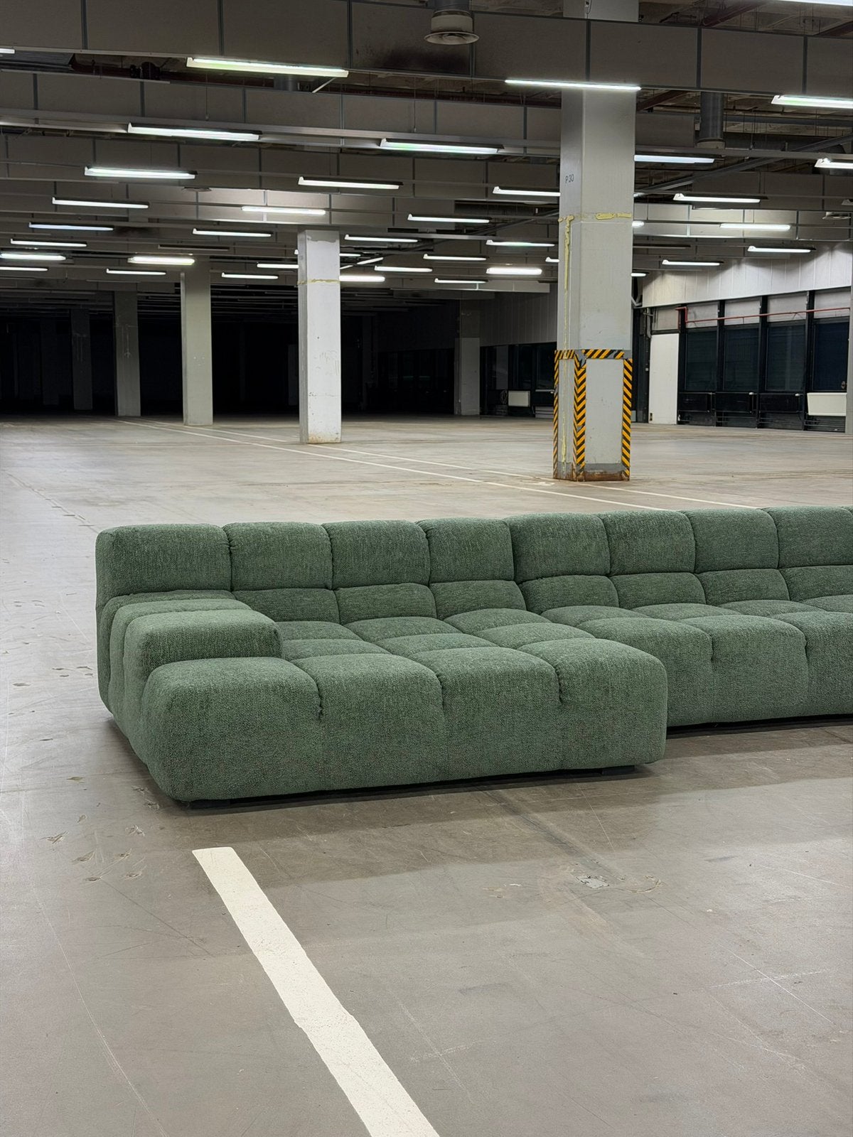 B&B Italia Tufty Time Bank | Groen | NIEUWSTAAT + Garantie, Huis en Inrichting, Hoekbank, 300 cm of meer, Ophalen of Verzenden
