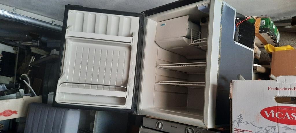 Indel B compressor koelkast op 12v 24v, Caravans en Kamperen, Camper-accessoires, Ophalen of Verzenden
