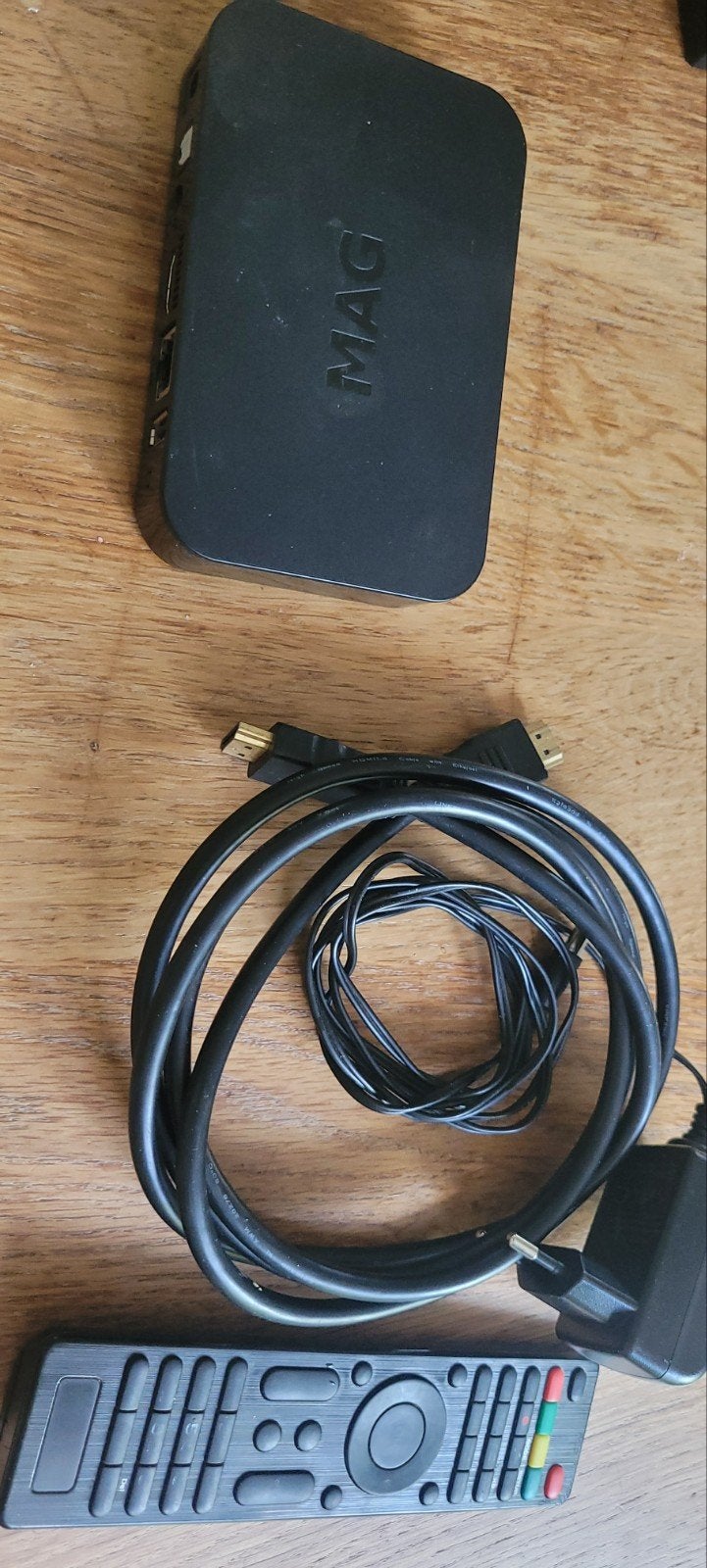 Mag iptv box mediaspeler, Ophalen of Verzenden, Gebruikt