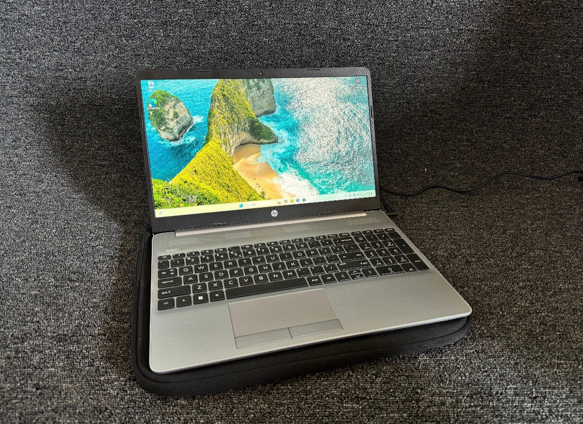 HP Laptop Ryzen 5 5625U | 16GB RAM | 512GB SSD | Windows 11, Computers en Software, Windows Laptops, Ophalen, 2 tot 3 Ghz, 15 inch