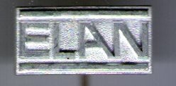 ELAN zilverkleurig landbouwmachines speldje ( E_222), Verzenden, Zo goed als nieuw, Transport, Speldje of Pin