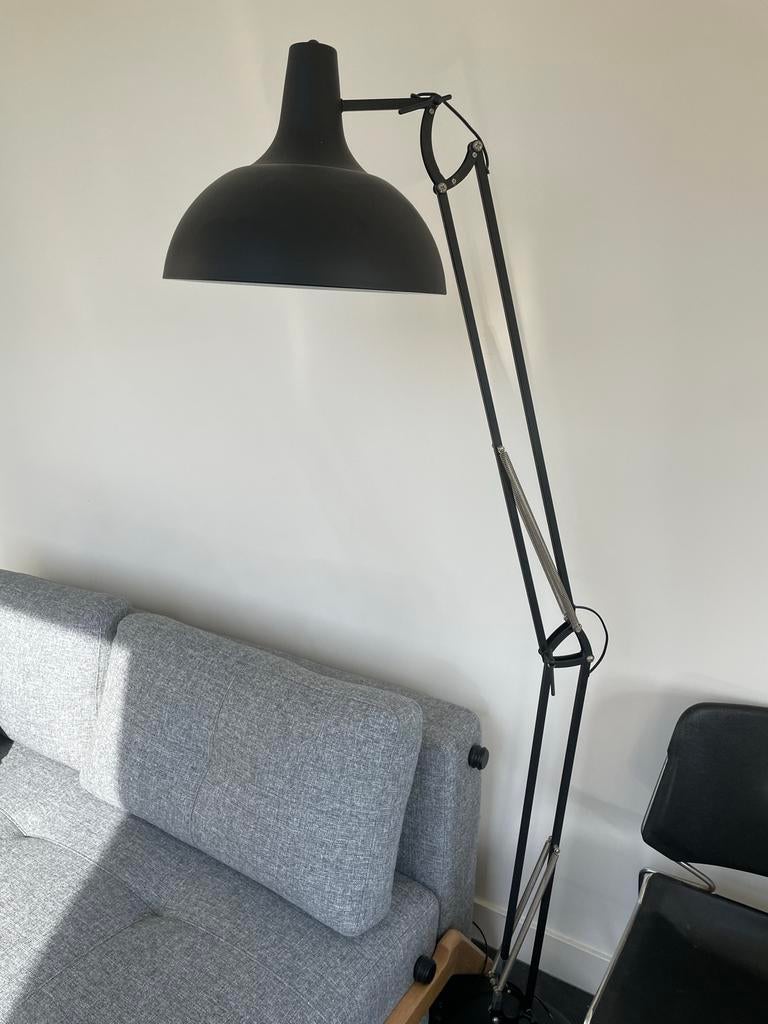 Mooie zwarte vloerlamp, Ophalen of Verzenden, Gebruikt, Metaal, 150 tot 200 cm