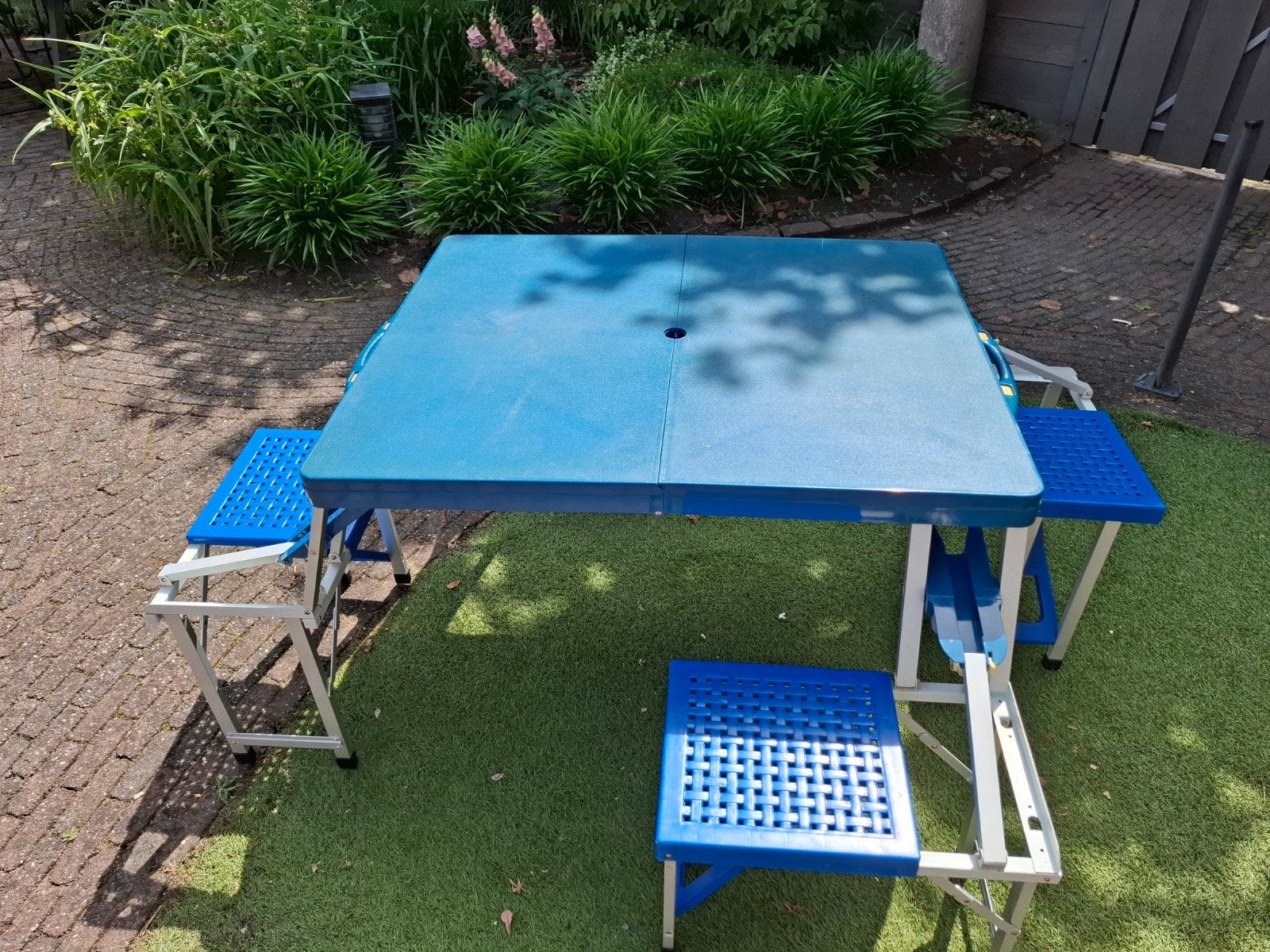 Opvouwbare campingtafel met 4 zitplaatsen, Caravans en Kamperen, Ophalen, Gebruikt, Campingtafel