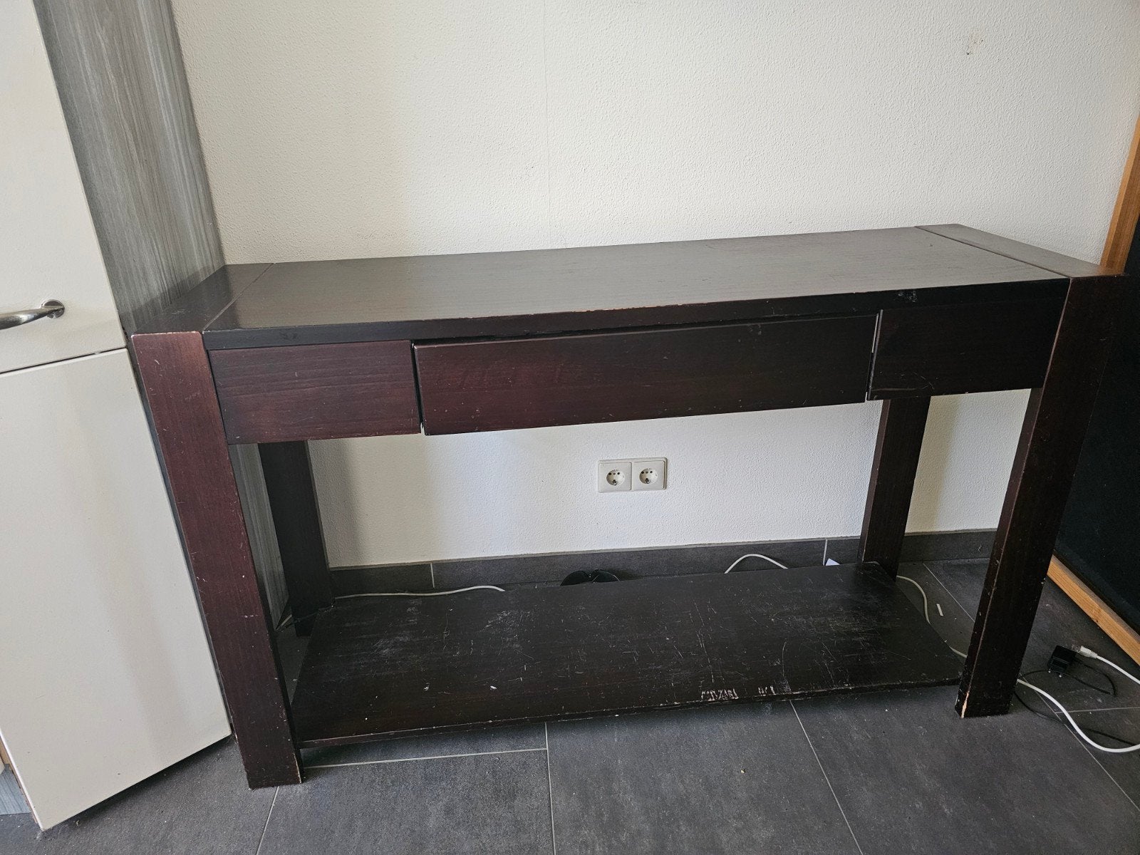 Gratis sidetable, Ophalen, Gebruikt, 100 tot 150 cm, 25 tot 50 cm
